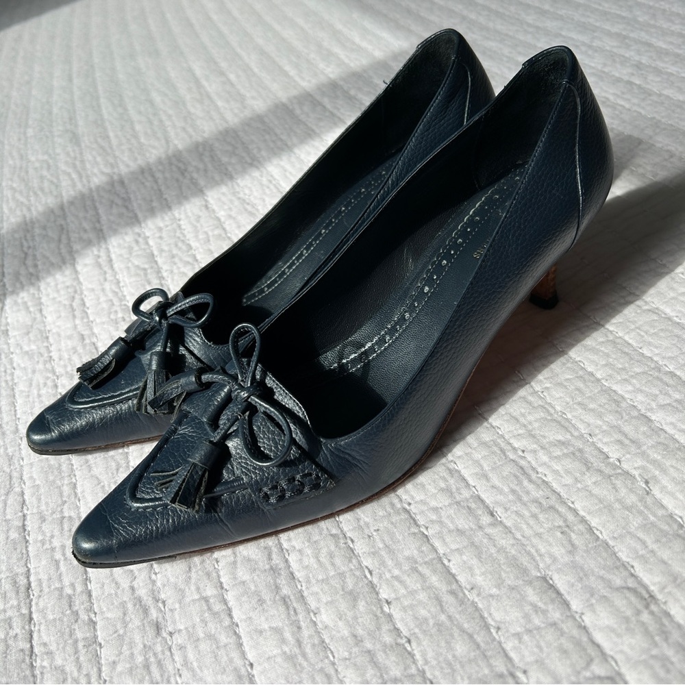 Brooks brothers y2k leather kitten heels navy blue